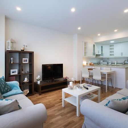 Malaga Centro Maria Zambrano Apartment Ngoại thất bức ảnh
