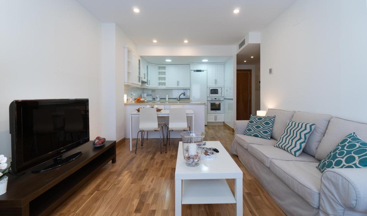 Malaga Centro Maria Zambrano Apartment Ngoại thất bức ảnh