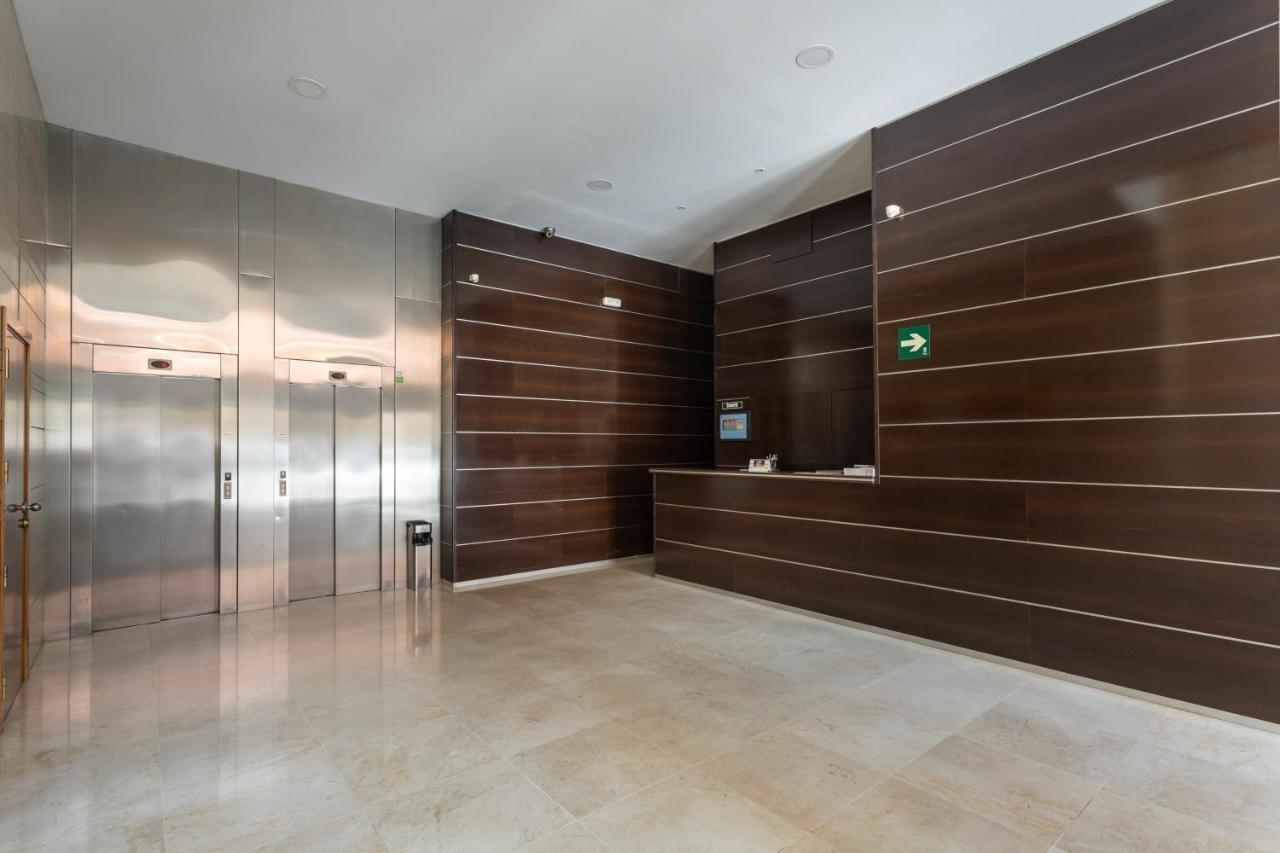 Malaga Centro Maria Zambrano Apartment Ngoại thất bức ảnh