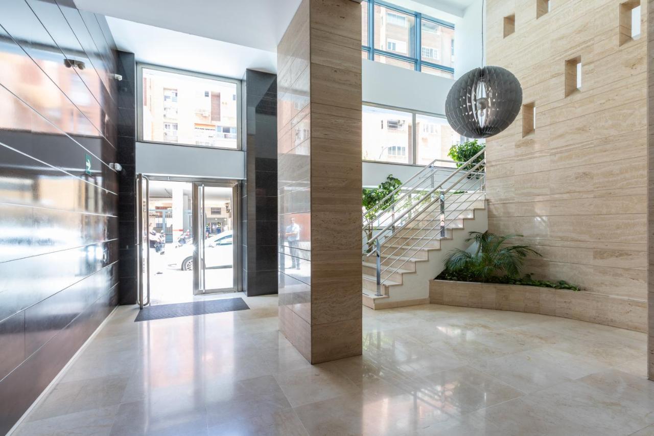 Malaga Centro Maria Zambrano Apartment Ngoại thất bức ảnh