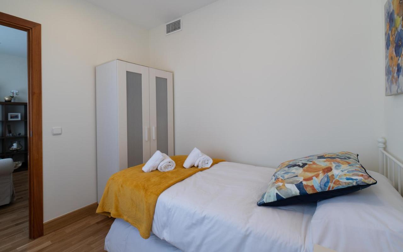 Malaga Centro Maria Zambrano Apartment Ngoại thất bức ảnh