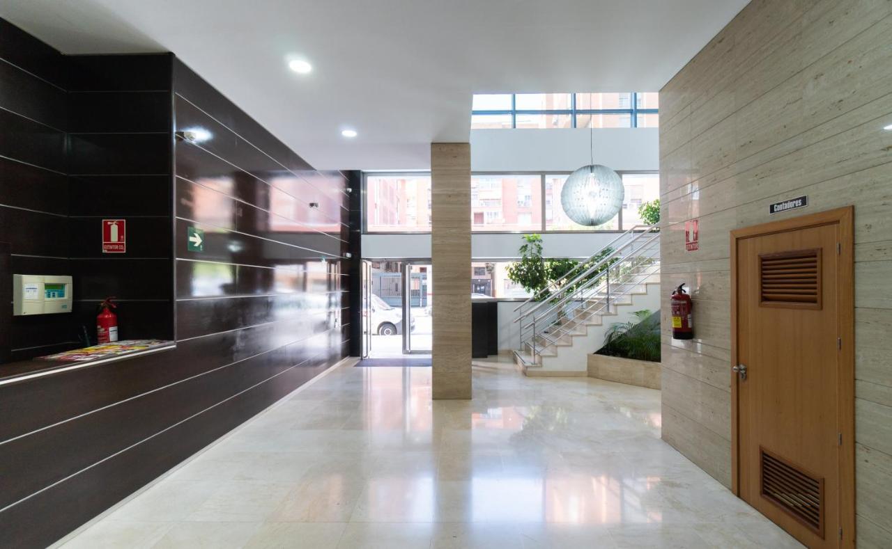 Malaga Centro Maria Zambrano Apartment Ngoại thất bức ảnh