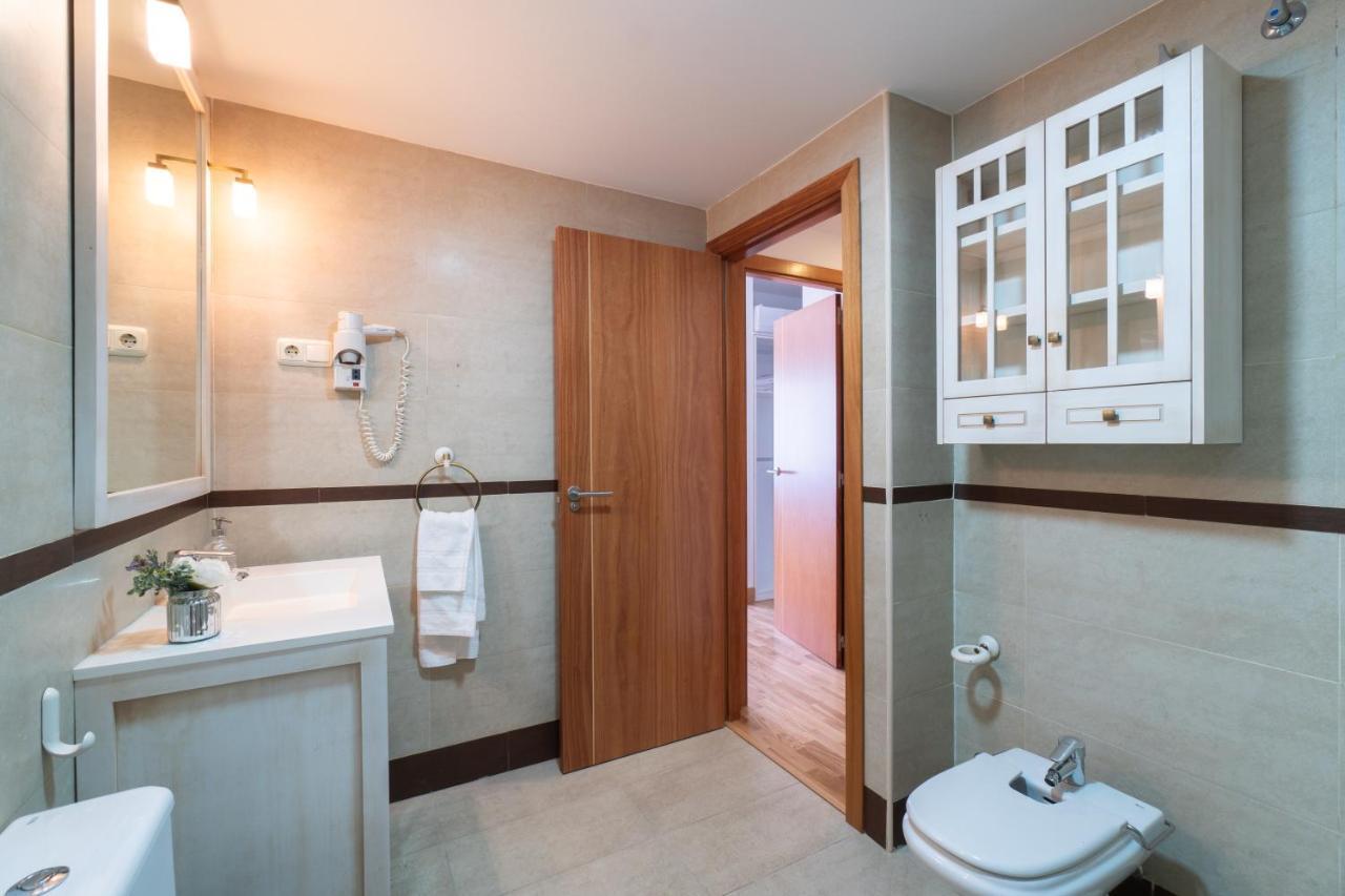 Malaga Centro Maria Zambrano Apartment Ngoại thất bức ảnh