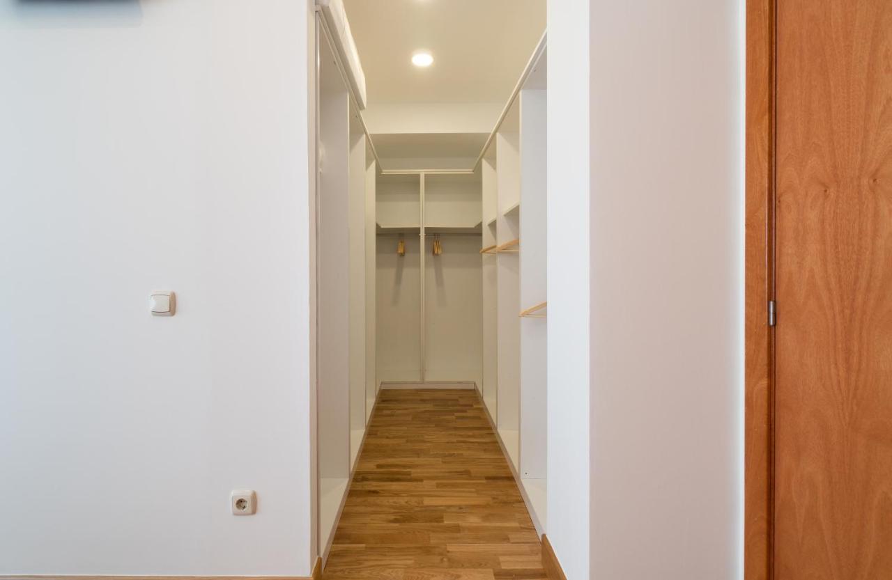 Malaga Centro Maria Zambrano Apartment Ngoại thất bức ảnh