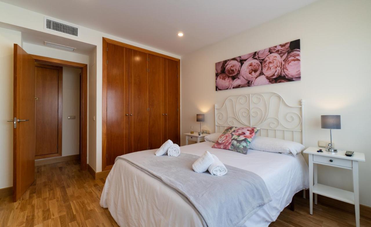 Malaga Centro Maria Zambrano Apartment Ngoại thất bức ảnh
